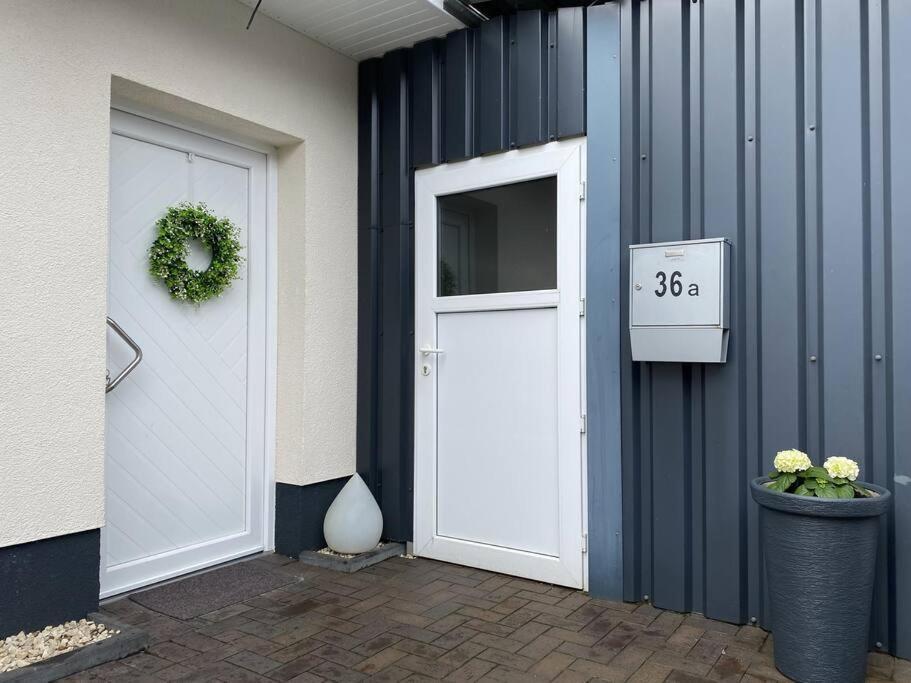 Neu Apartment In Schloss Naehe,Parkplatz, Netflix Sogel ภายนอก รูปภาพ